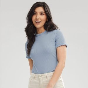 💙RW&CO crew neck frilled sleeve tshirt - medium